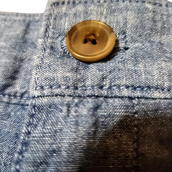 GAP Women's Girlfriend Khaki Short size 8‎ Blue Chambray NWT - Picture 2 of 6